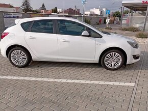 Predám Opel Astra J 88kw - 4