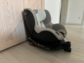 Britax otočná autosedačka - 4