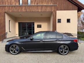 Bmw M550I 4.4 V8 Biturbo 340KW Xdrive 2017 - 4