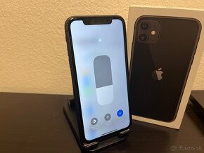 iPhone 11 64Gb Black pekny stav - 4