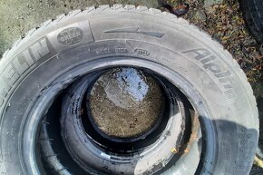 2 ks zimných pneu Michelin Alpin 195/65 R15 - 4