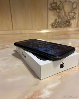 Predám Iphone 11 Black - 4