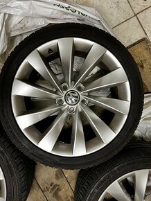 VW INTERLAGOS 235/40 R18 - 4