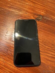 iPhone 11 64GB Black - 4