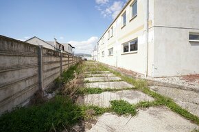 Pezinok- objekt s výrobnou halou, skladom a kancelárie..... - 4