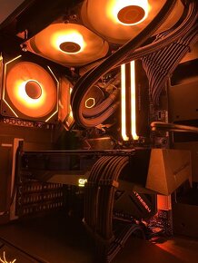 Ryzen 5 5600X + RX 6700 XT + B550 + 16GB DDR4 + 1TB SSD M.2 - 4