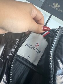 Moncler vesta veľkosť L - 4