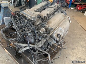 Motor VW Passat 2.3 VR5 125kw 2003 AZX - 4