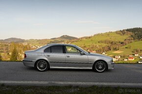 BMW e39 523i - 4