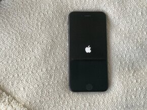 iPhone 8 64GB Space Gray - 4