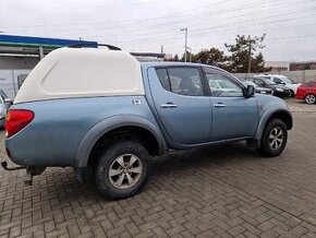 Predám Mitsubishi L 200 2.5 DI-D 4x4,uzávierky,Tažné,Webasto - 4