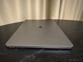 MacBook Air 13" M3 SK 2024 Vesmírno sivý - 4