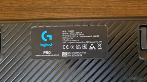 predám Klávesnicu RGB Logitech G PRO - 4