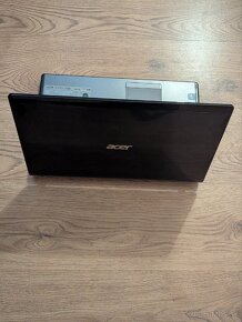 Acer Aspire 5755G - 4