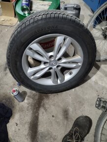 Hyundai ix35 225/60R17 - 4