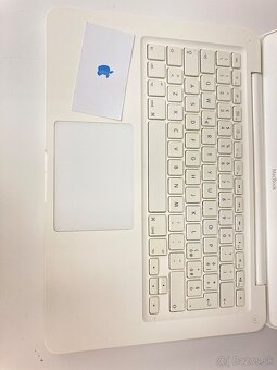 Apple Macbook White Late 2009 - 4