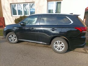 Mitsubishi Outlander 2.4 MIVEC PHEV Instyle 4WD - 4