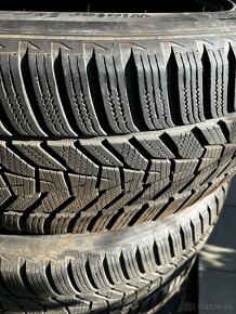 Predam zimne pneumatiky 255/55R20 , 4ks - 4