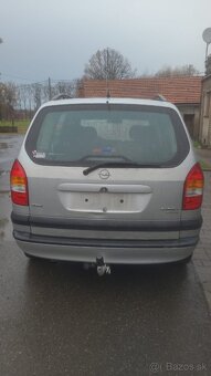 Opel Zafira 2.0 74 kW 2002 - 4