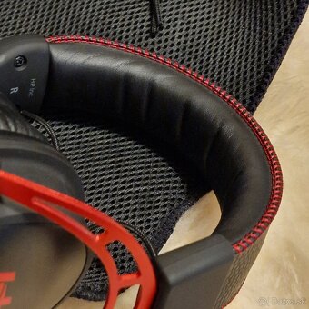 HyperX Cloud Alpha Wireless Gaming Headset - 4