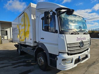 Mercedes Benz Atego chladiarenská nadstavba s čelom - 4