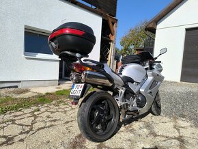 Honda VFR 800 - 4