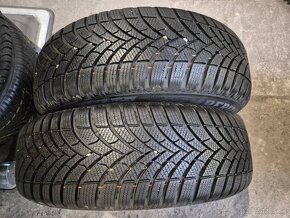 215/65 r17 zimné 2 ks SEMPERIT dezén 8,7 mm DOT2023 - 4