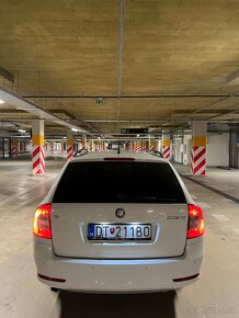 Škoda Octavia 2 facefilt - 4