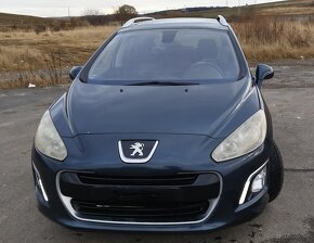 Peugeot 308 SW kombi "Panorama", 1.6 HDI 68 kW, 7-miestne. - 4