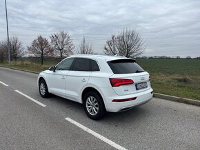 AUDI Q5 2.0TDI quattro S tronic Sport - 4