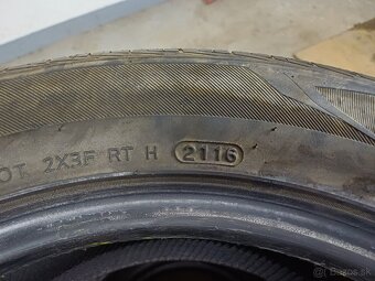 Hankook 235/55 R17 - 4