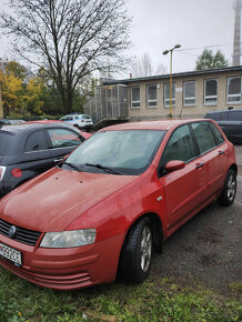 Lacno Fiat Stilo na opravu alebo na diely - 4