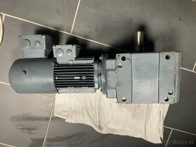 Motor s prevodovkou SEW - 4