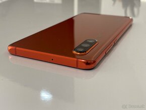 Huawei P30 6/128GB RED dobrý stav - 4