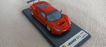 Predám model Ferrari 488 GT3 1:43 Looksmart/Spark - 4