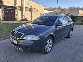 Škoda Octavia 2 Combi 2.0 TDI 4x4 Scout - 4