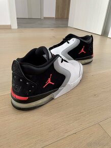 Nike Air Jordan Big Fund - 4