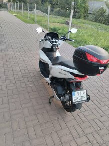 Skúter Honda PCX - 4