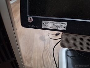 Predám starší PC Hp - 4