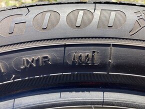 GoodYear zimná 205/55R17 - 1ks - 4