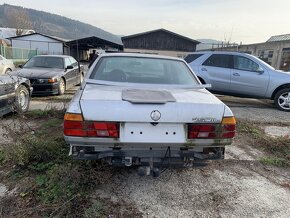 Rozpredam bmw e32 750iL , 730i - 4