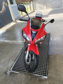 Honda CBR 125 - 4