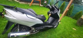 Suzuki burgman 150 - 4