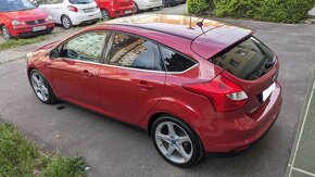 Ford Focus 1.6 EcoBoost Titanium - 4