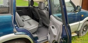 Rozpredam Nissan Terrano 2.7TDI 92kw - 4