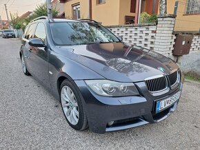 BMW 330xi touring E91 - 4