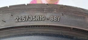 1x Goodyear 225/35R19 - 4