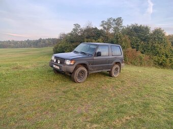 Mitsubshi Pajero 2.5 td - 4