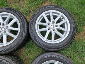 celoroční kola 5x112 R16 octavia 3 - 4