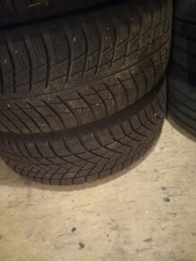 Zimné pneu 215/55 R 17  passat, superb - 4